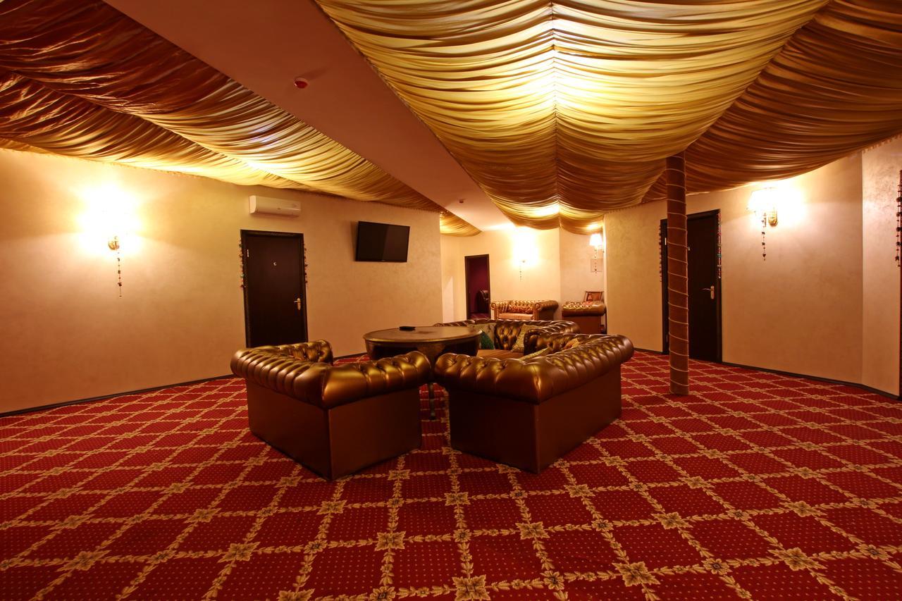 India Palace Hotel Charków Zewnętrze zdjęcie