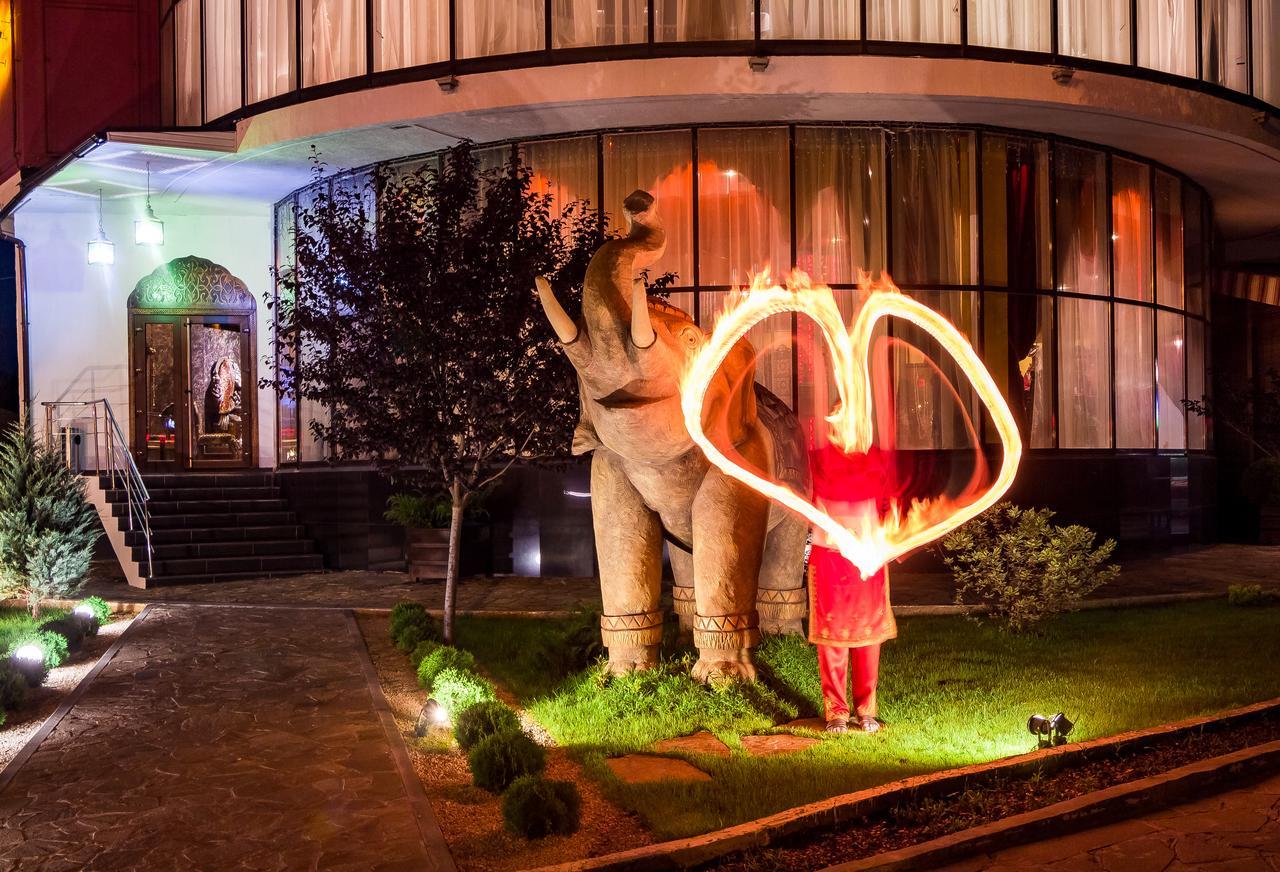 India Palace Hotel Charków Zewnętrze zdjęcie