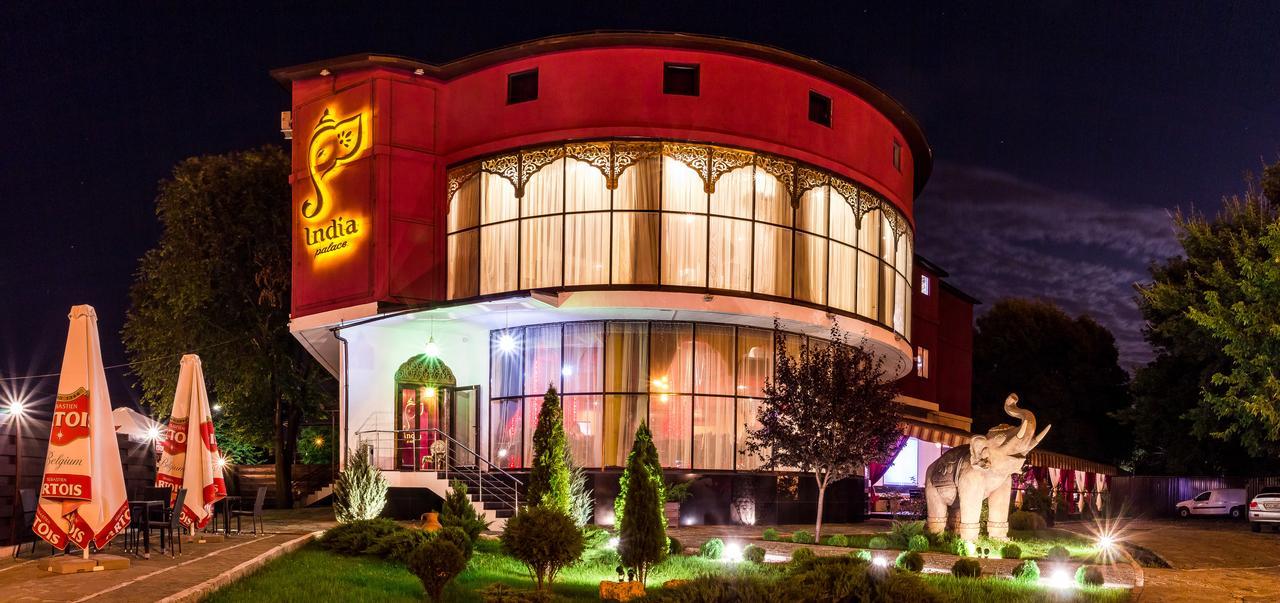 India Palace Hotel Charków Zewnętrze zdjęcie